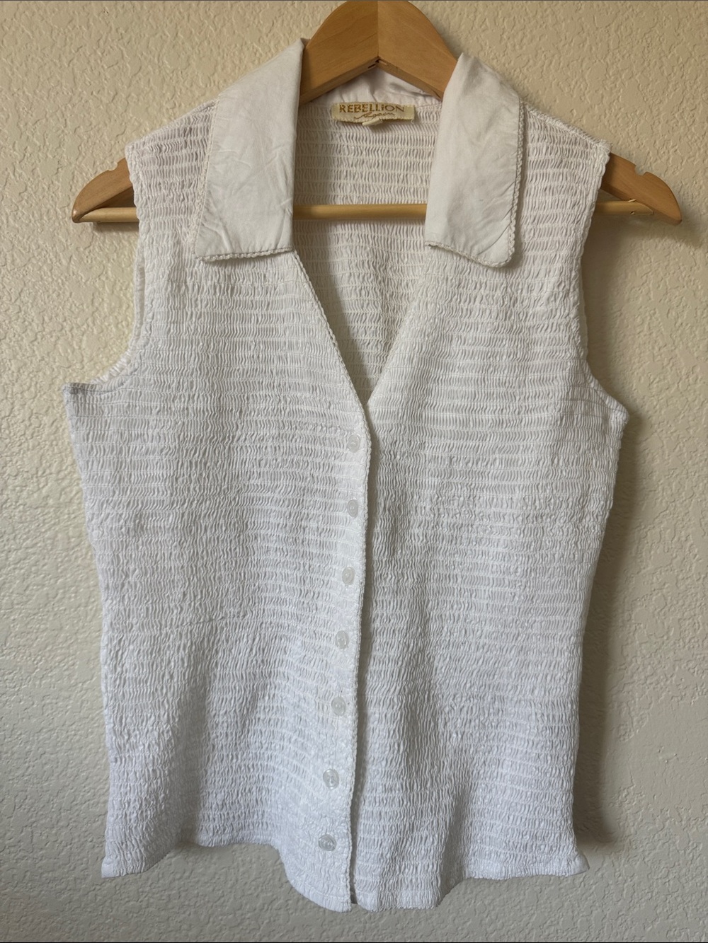 Rebellion White Sleeveless Button-Front Textured Top